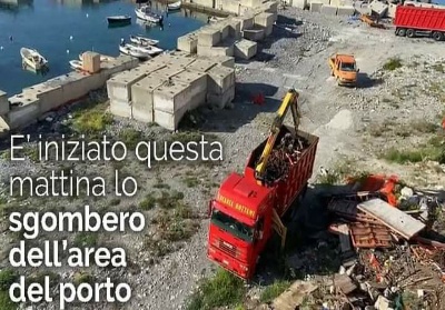 Diamante: Iniziati i lavori per lo sgombero dell’area del porto