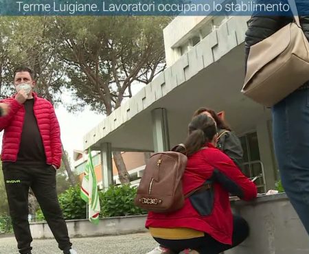 Terme Luigiane. I lavoratori occupano lo stabilimento – immagini-interviste