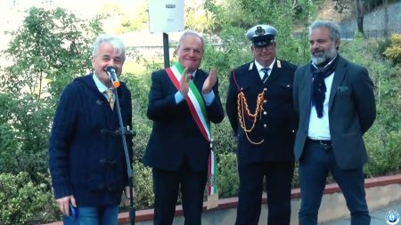 Maierà: Inaugurazione piazzetta intitolata alle “Radio Libere”