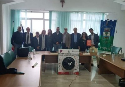 Sangineto città cardioprotetta grazie ad un defibrillatore donato alla comunità